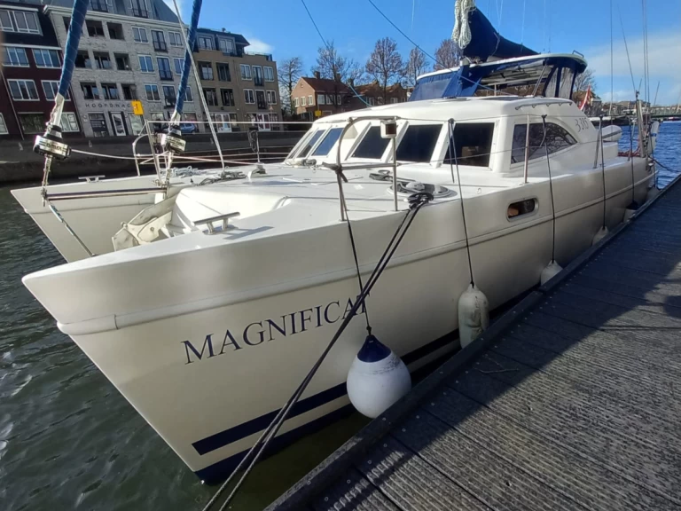 Location bateau Broadblue 385  à Açores sur Samboat