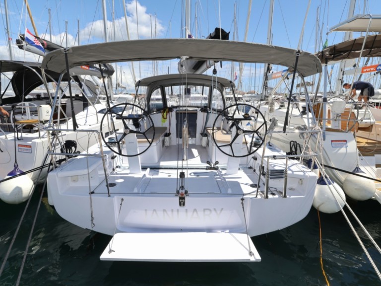 Bénéteau First 36 a louer à Biograd na Moru