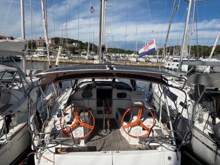 Location à Pula - Elan Impression 40 sur SamBoat