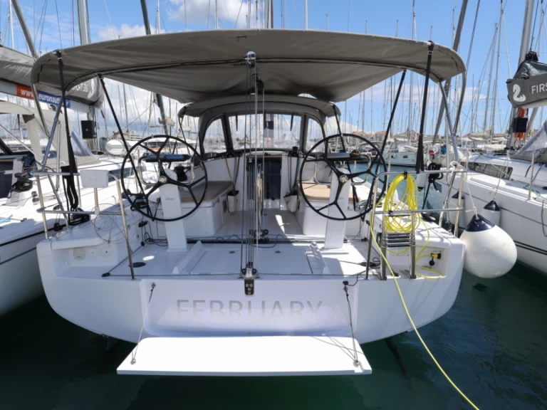 Location Voilier Bénéteau avec permis