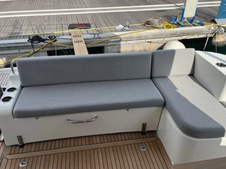 Location bateau Bénéteau Swift Trawler 41 à Pirovac sur Samboat