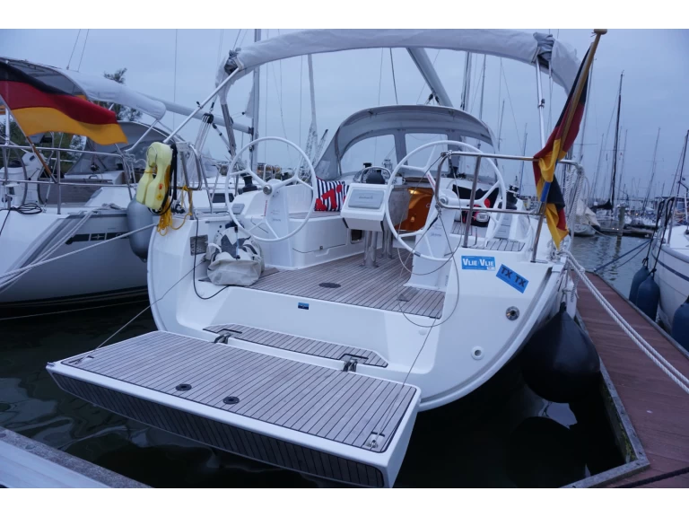 Location à Lemmer - Bavaria Cruiser 37 sur SamBoat