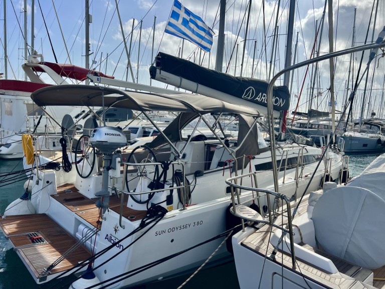 Jeanneau Sun Odyssey 380 a louer à Kos
