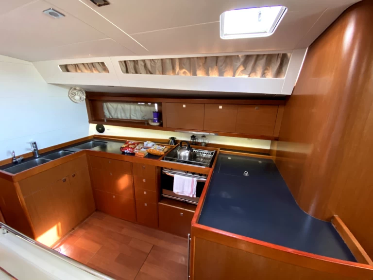 Location bateau Bénéteau Oceanis 48 à Rhodes (Ville) sur Samboat