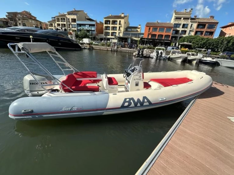 Location Semi-rigide à Porto-Vecchio - Bwa BWA 22