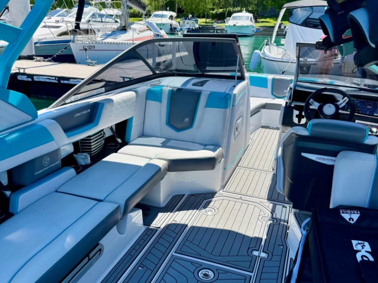 Location bateau Yvoire pas cher SUPER AIR NAUTIQUE G23