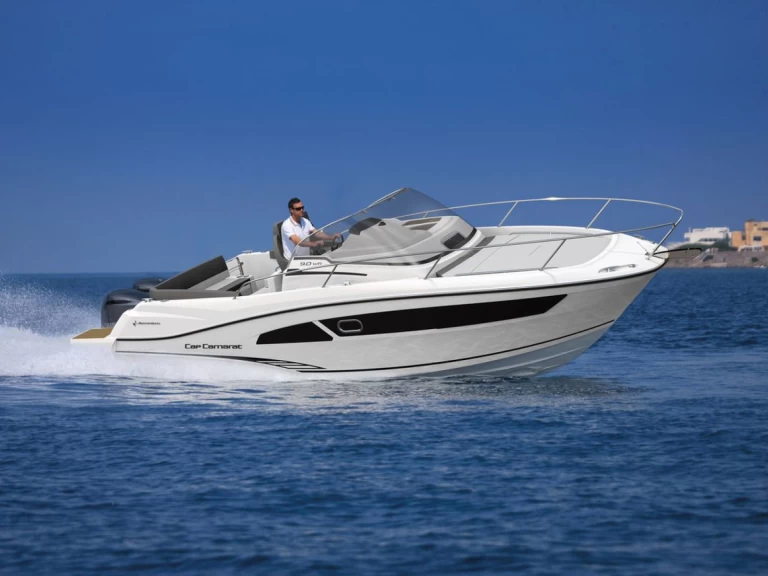 Bateau à moteur à louer à Port Fréjus au meilleur prix