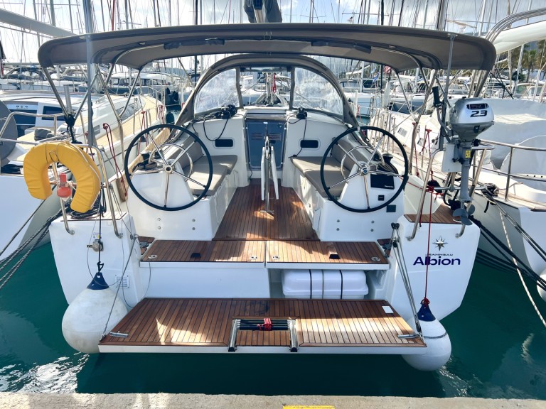 Louez un Jeanneau Sun Odyssey 380 à Kos