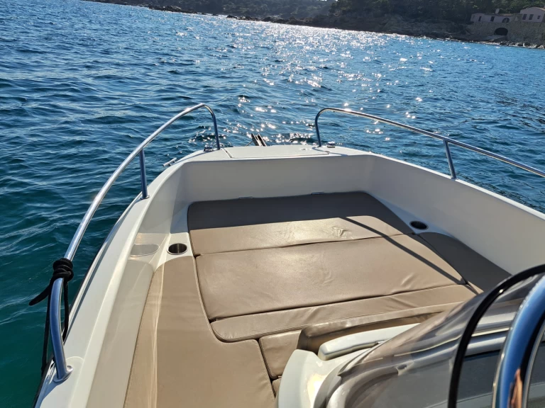 Location bateau Quicksilver Activ 605 Open Pack Sport à Marina de Palamós sur Samboat