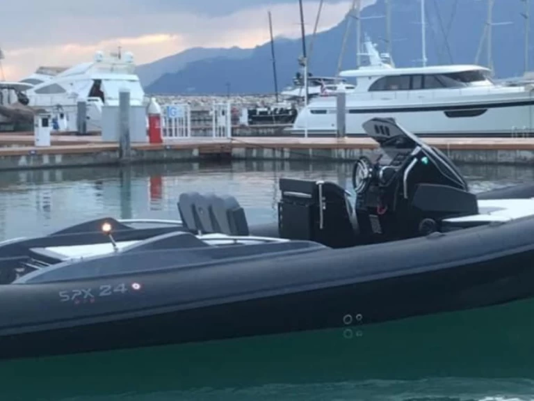 Spx Spx 24 a louer à Giardini-Naxos