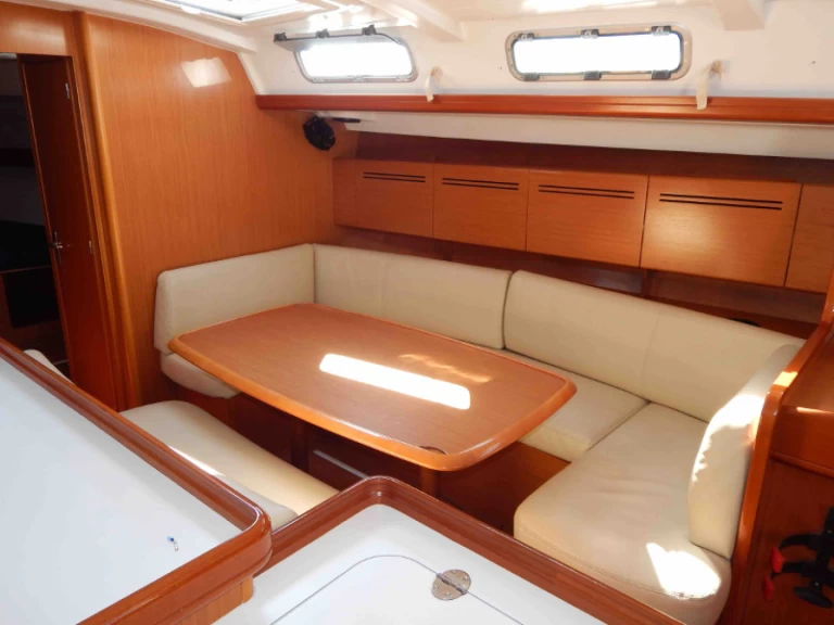 Location Voilier à Le Pirée - Bénéteau Cyclades 50.5