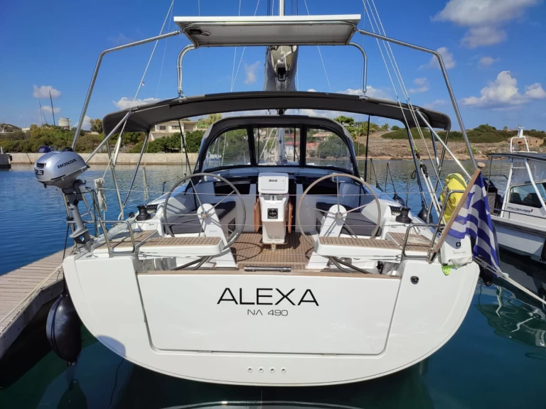 Location bateau Hanse Hanse 418 à Lávrio sur Samboat