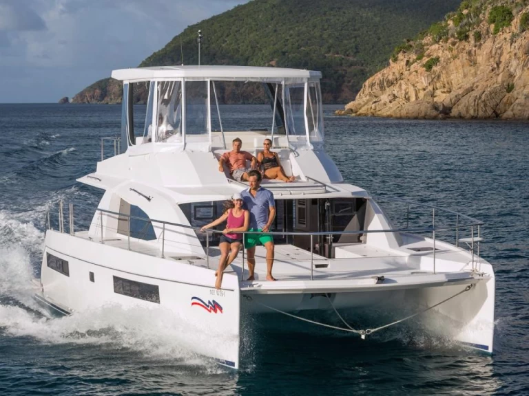 Location Bateau à moteur Leopard avec permis