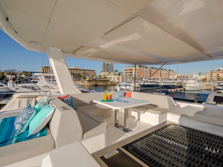 Location bateau Leopard Moorings 534 PC/8+1 à Road Town sur Samboat