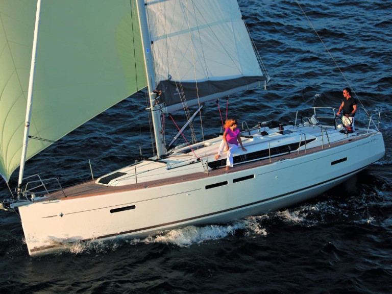 Location bateau Cannigione pas cher Oceanis 41.1