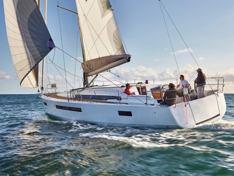Jeanneau Sun Odyssey 490 a louer à Furnari
