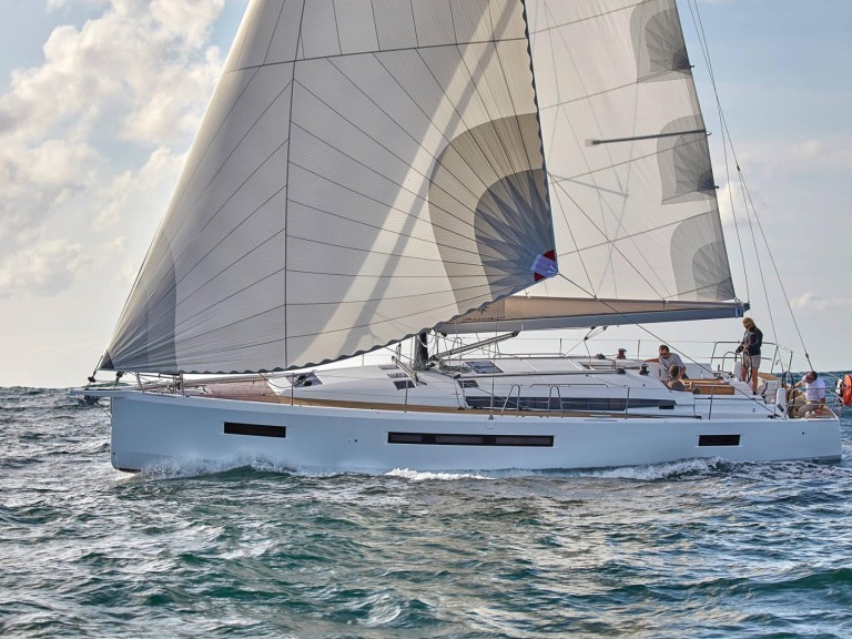 Location à Furnari - Jeanneau Sun Odyssey 490 sur SamBoat