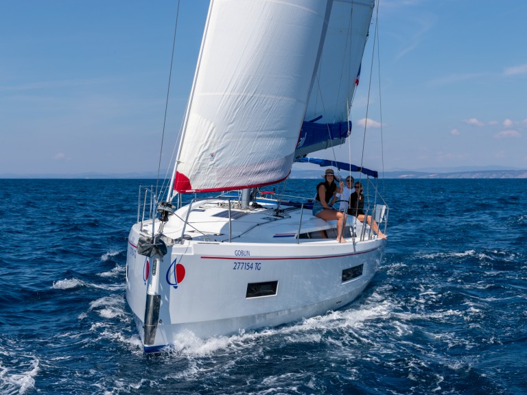 Location bateau Road Town pas cher Sunsail 42