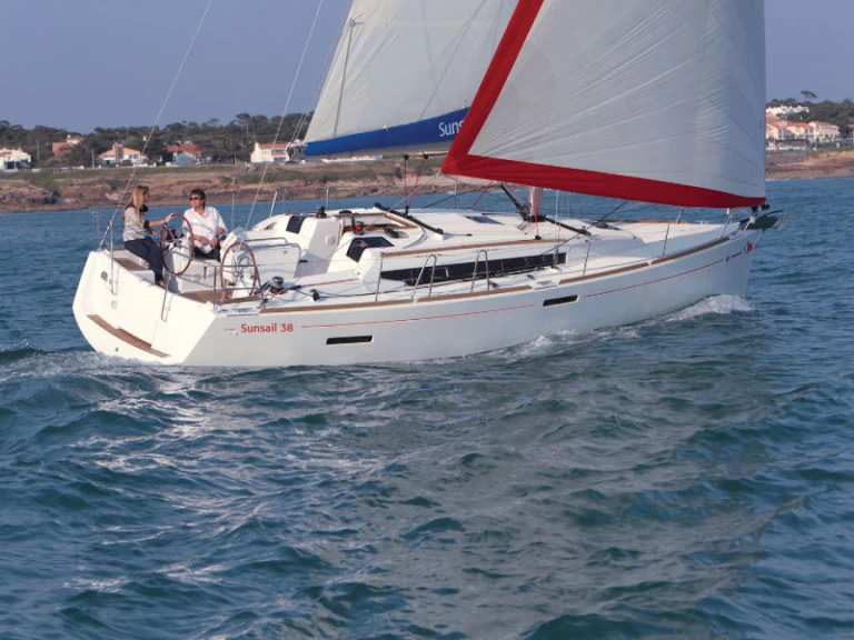 Location bateau Jeanneau Sun Odyssey 389 à Lefkáda sur Samboat