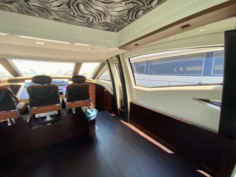 Louer Yacht avec ou sans skipper Azimut à Gouviá