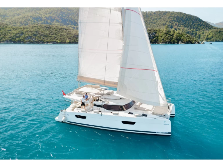Location bateau Fountaine Pajot Tanna 47 à Adaköy sur Samboat