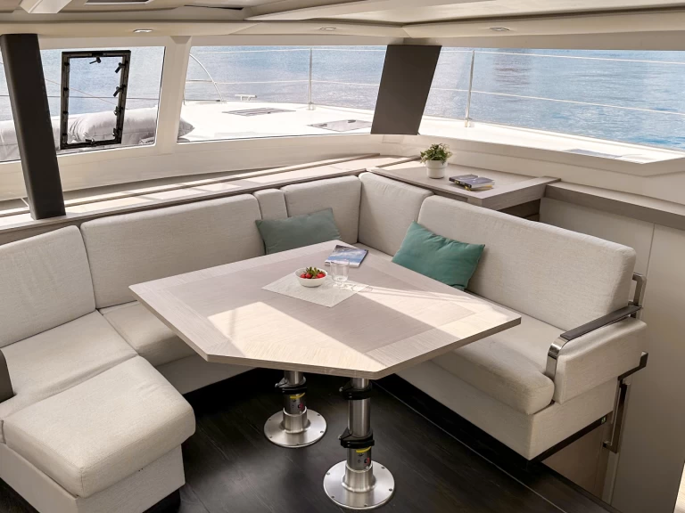 Catamaran à louer à Adaköy au meilleur prix