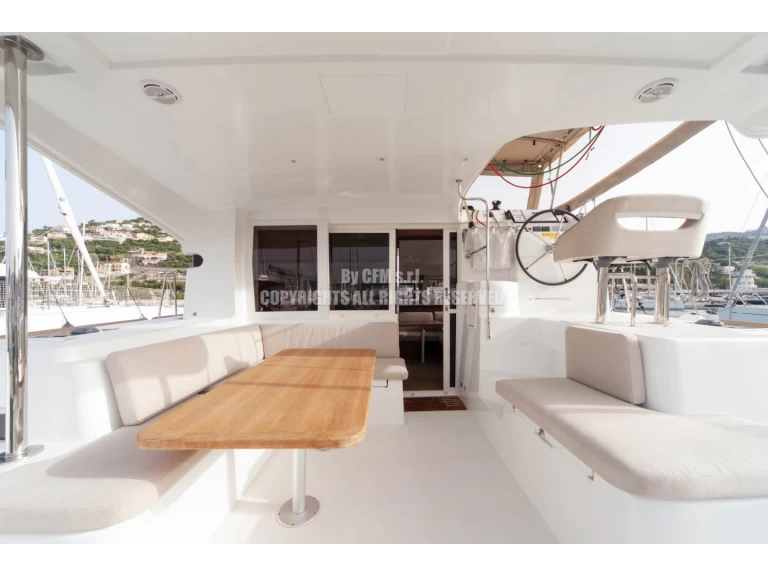 Location bateau Capo d'Orlando pas cher Lagoon 40