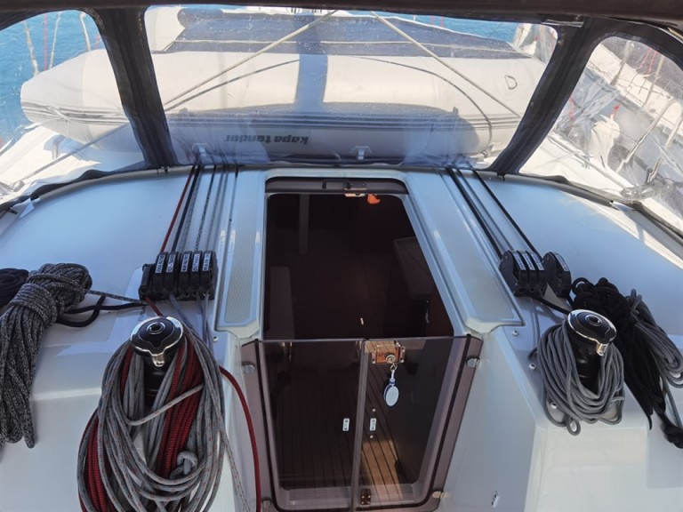 Location bateau Bénéteau Oceanis 40.1 à Sámi sur Samboat
