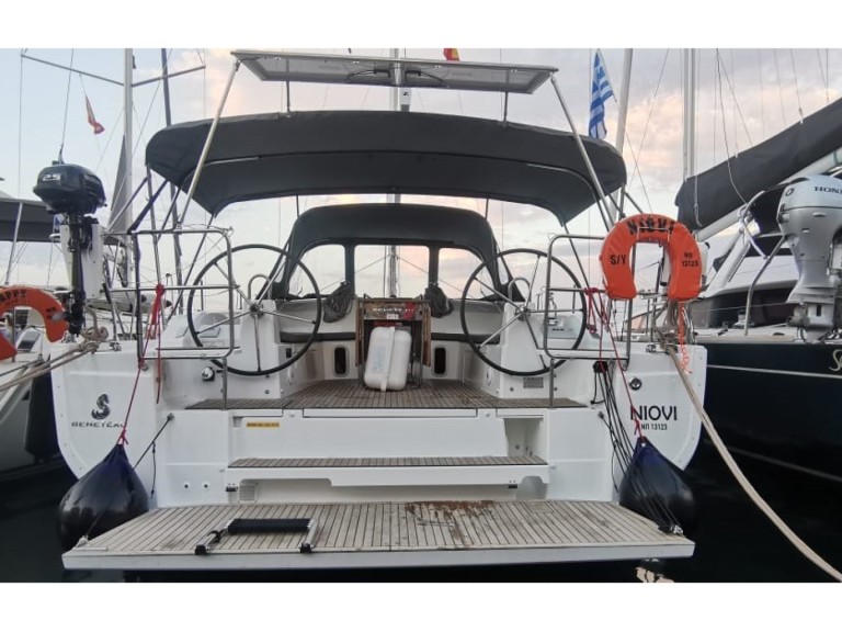 Louez un Bénéteau Oceanis 40.1 à Préveza
