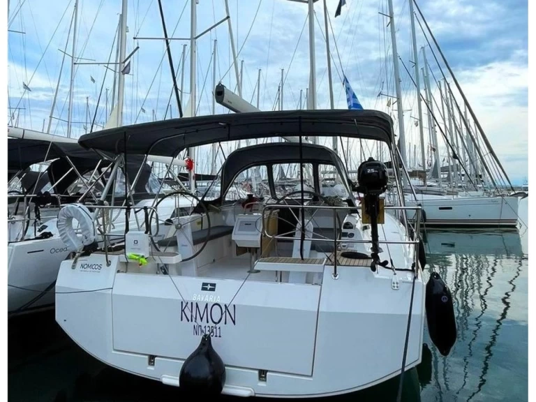 Location à Álimos - Bavaria Bavaria C42 sur SamBoat