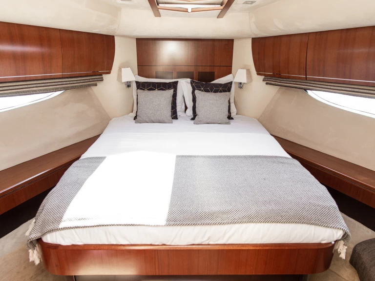 Location bateau Sibenik pas cher Galeon 640 Fly