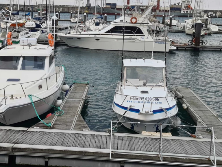 Location bateau Ponta Delgada (São Pedro) pas cher Tecninautica Marlin 22