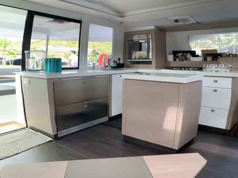 Location Catamaran à Road Town - Fountaine Pajot Saona 47