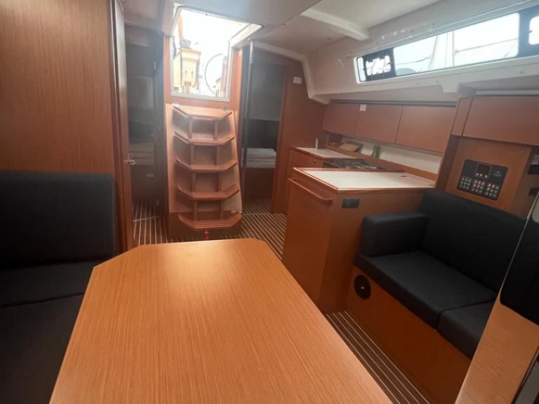 Location Voilier à Sukošan - Bavaria Bavaria C 38