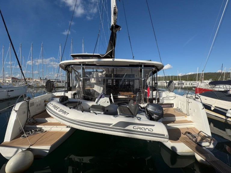 Location Catamaran Lagoon avec permis