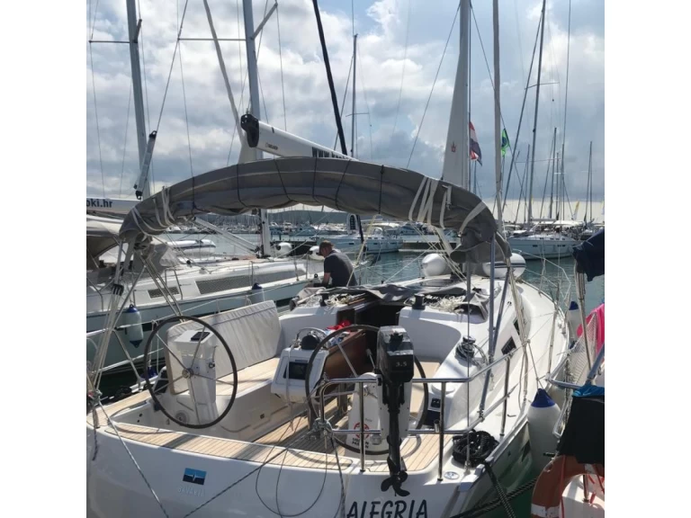Louer Voilier avec ou sans skipper Bavaria à Sukošan