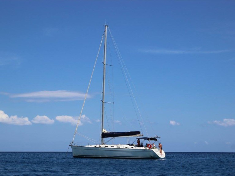 Louer Voilier avec ou sans skipper Bénéteau à Álimos