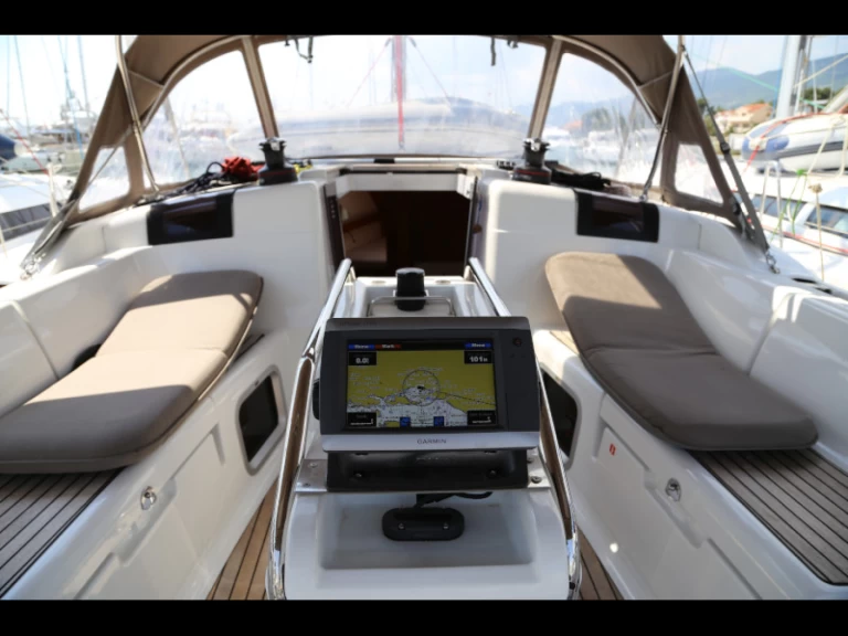 Location bateau Kaštel Gomilica pas cher Sun Odyssey 419