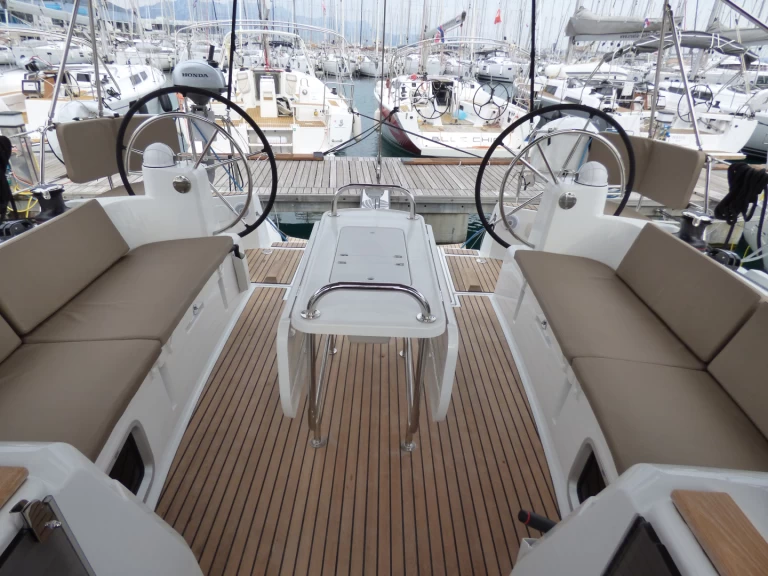 Location Voilier à Kaštel Gomilica - Jeanneau Sun Odyssey 519