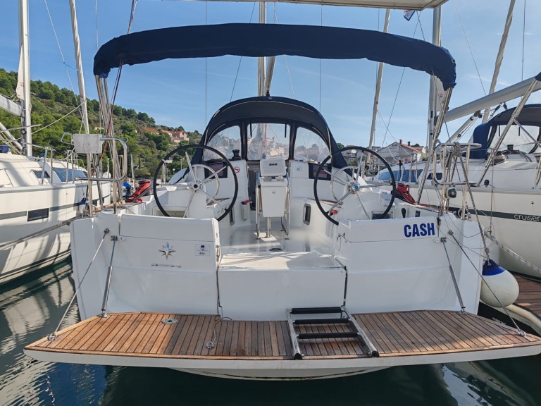 Location à Drage - Jeanneau Sun Odyssey 389 sur SamBoat