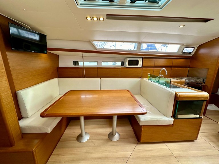 Louez un Jeanneau Sun Odyssey 449 à Sukošan