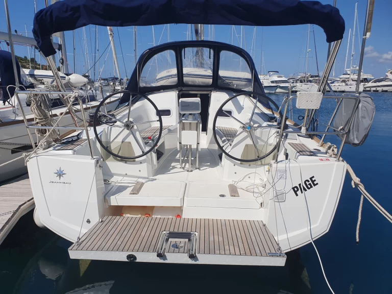 Location bateau Drage pas cher Sun Odyssey 349
