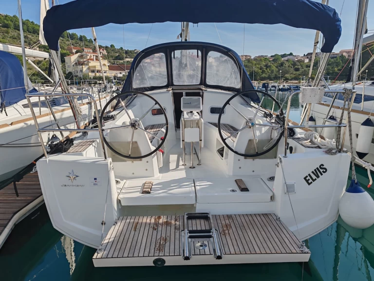 Location Voilier à Drage - Jeanneau Sun Odyssey 349