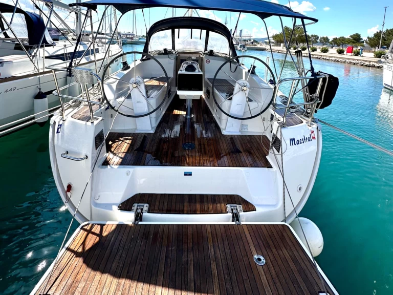 Location bateau Sukošan pas cher Cruiser 37