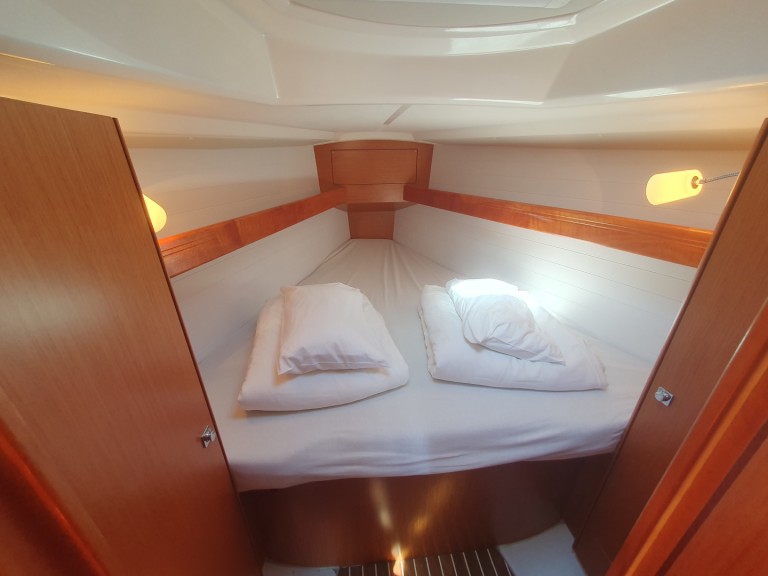 Bavaria Cruiser 34 a louer à Drage