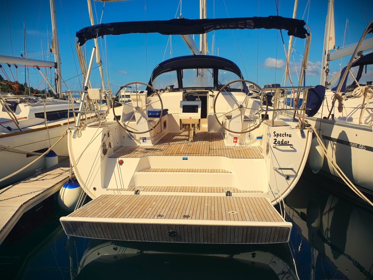 Location bateau Drage pas cher Cruiser 46