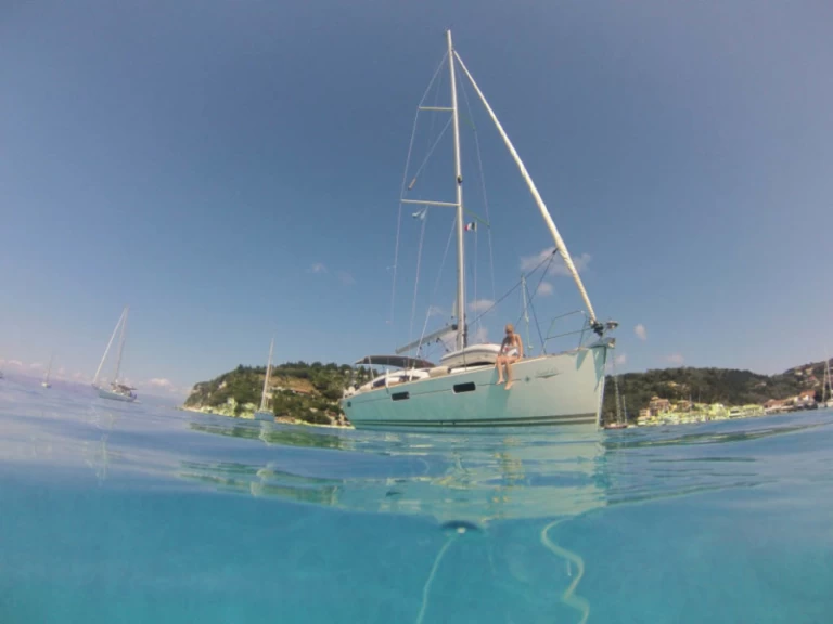 Location Voilier à Lefkáda - Jeanneau Sun Odyssey 42 DS