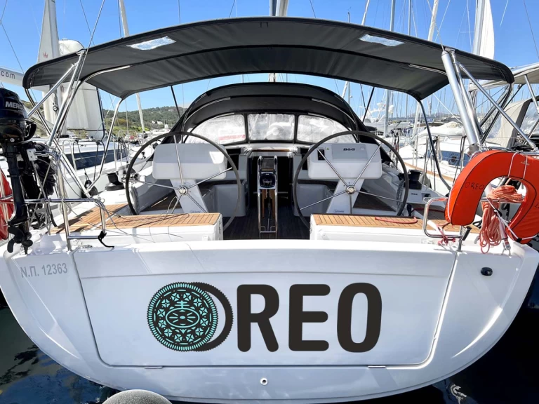 Hanse Hanse 458 a louer à Lávrio