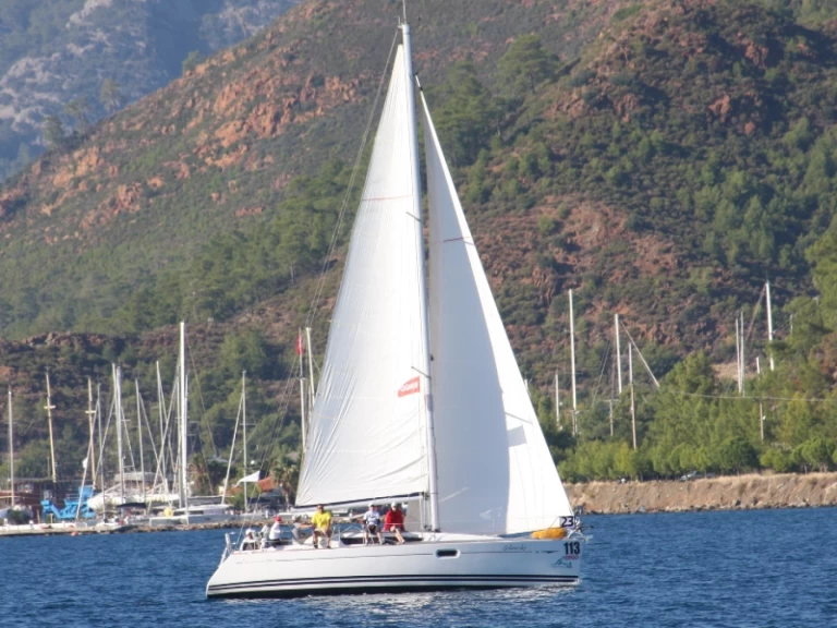 Louez un Jeanneau Sun Odyssey 36i à Marmaris