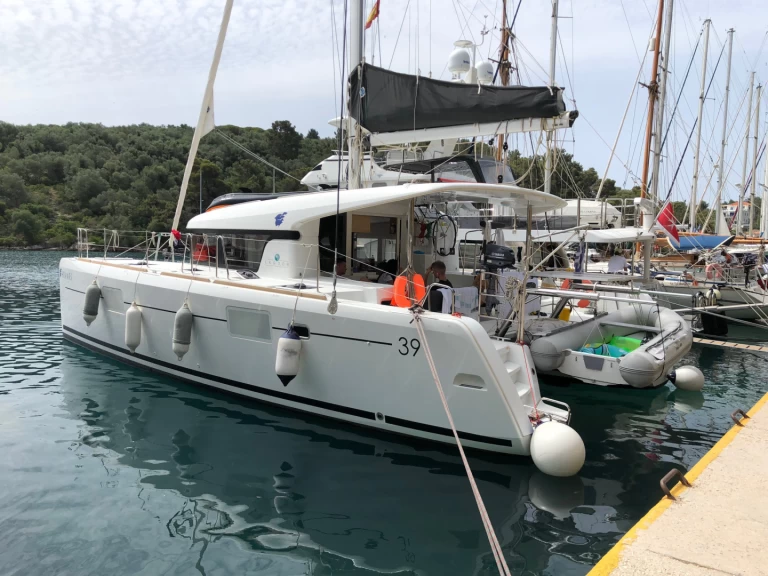 Location bateau Préveza pas cher Lagoon 39